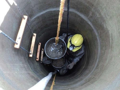 Чистка колодца в Радошковичах