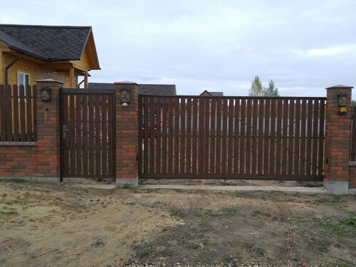 Забор из металлоштакетника в Радошковичах